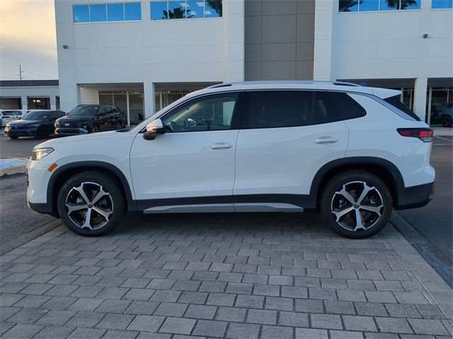 2025 Volkswagen Tiguan SE photo 3