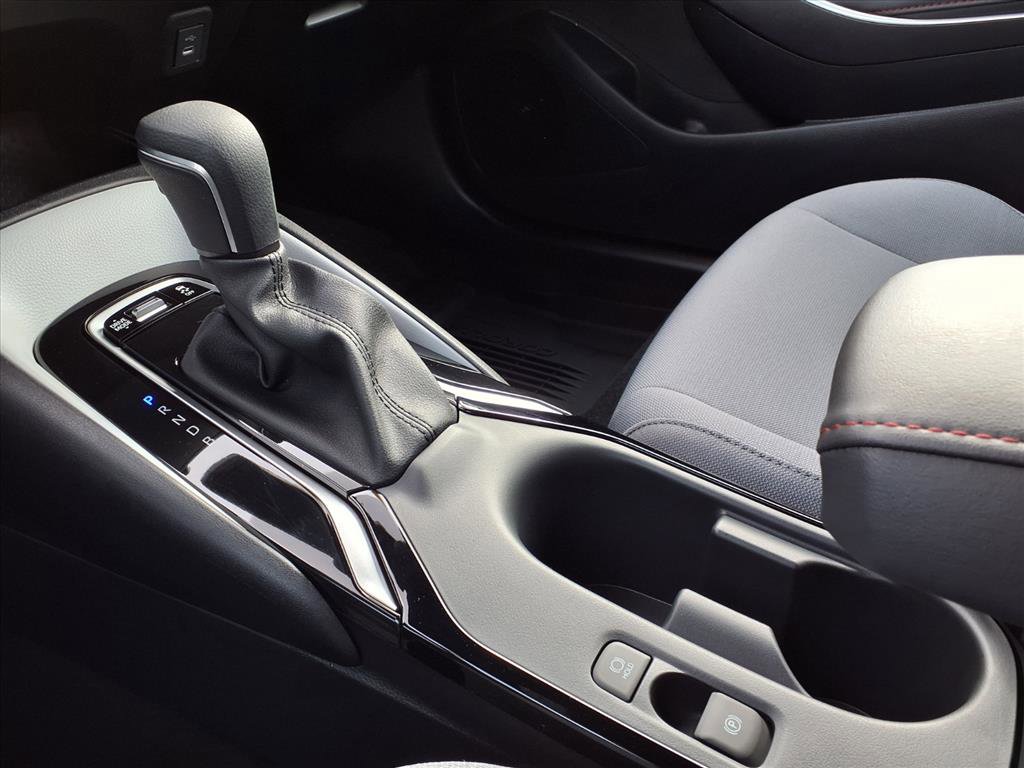 2025 Toyota Corolla SE photo 18