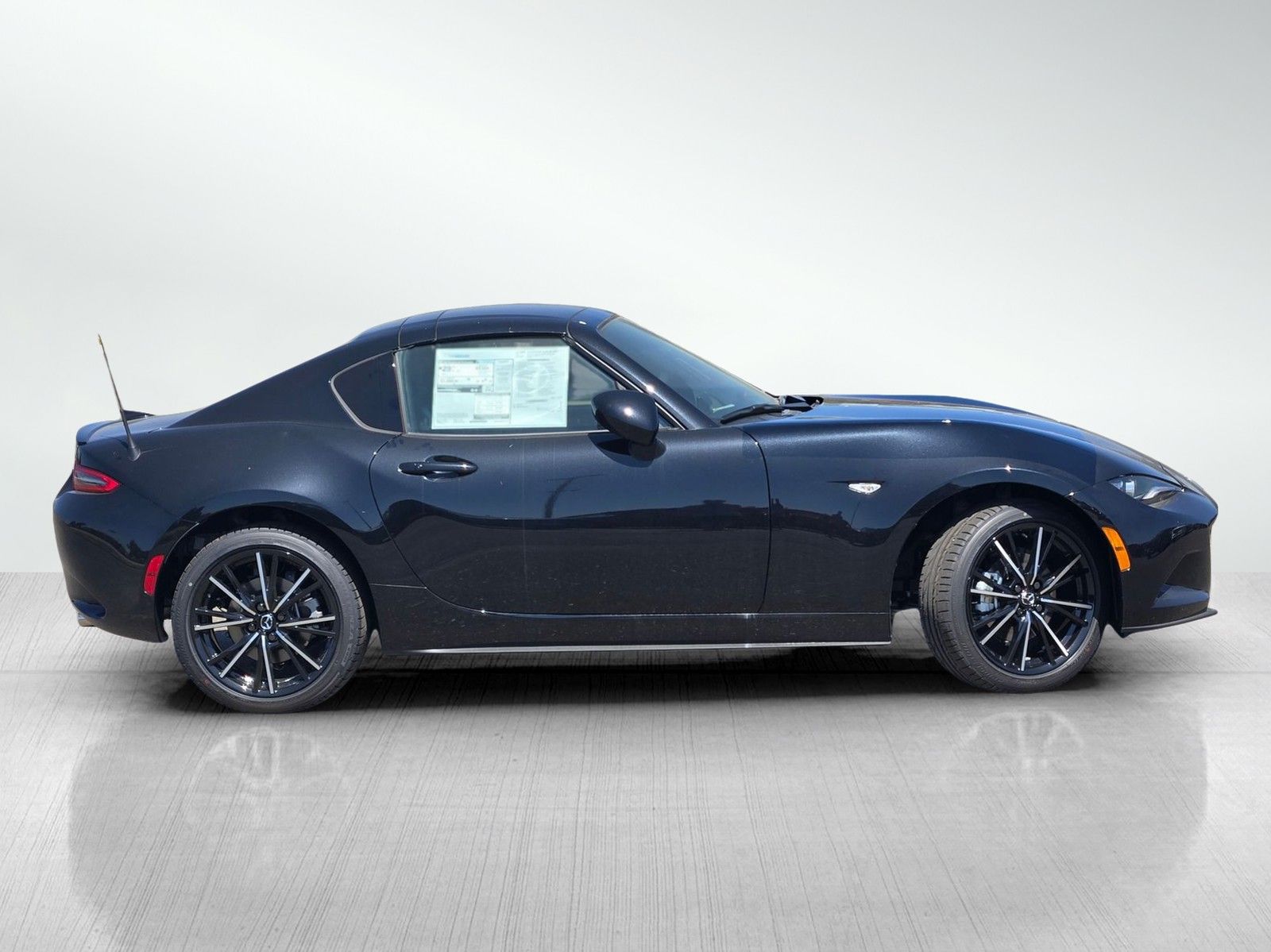 2025 Mazda MX-5 Miata Miata RF Grand Touring photo 3