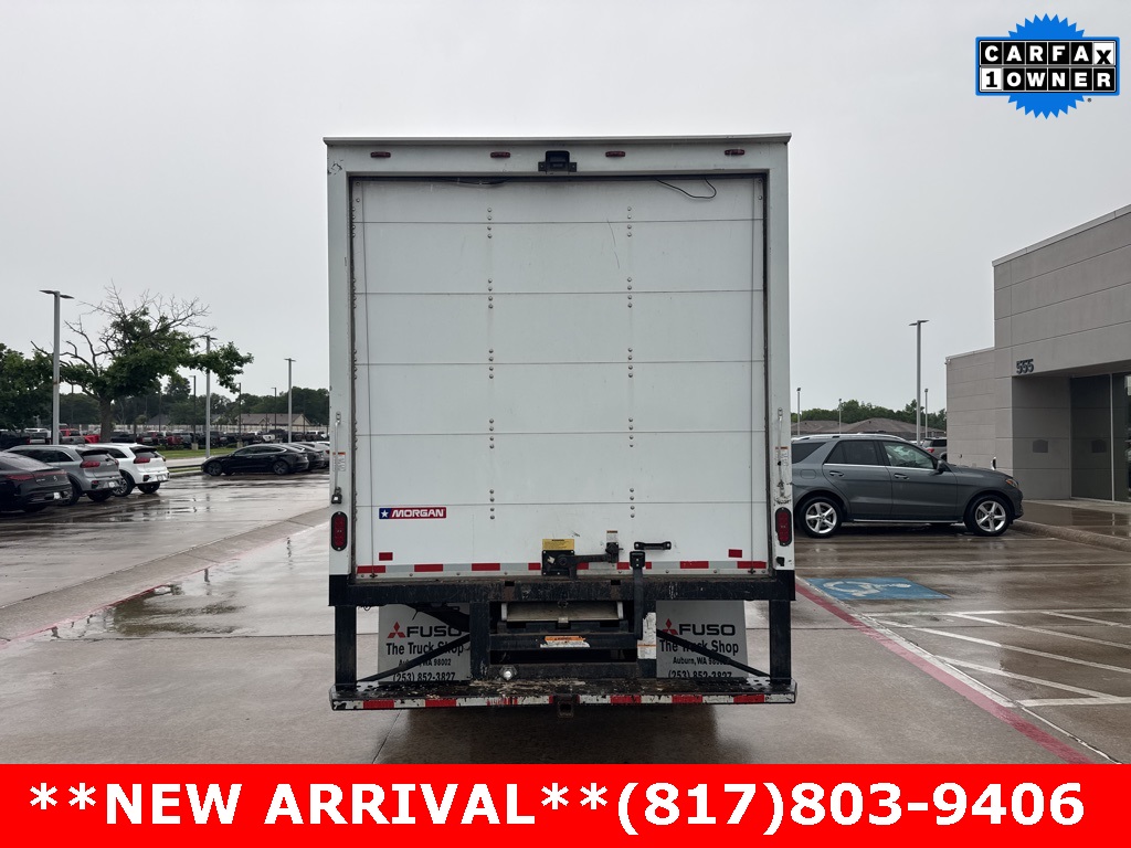 2017 Mitsubishi Fuso FEC52S photo 10
