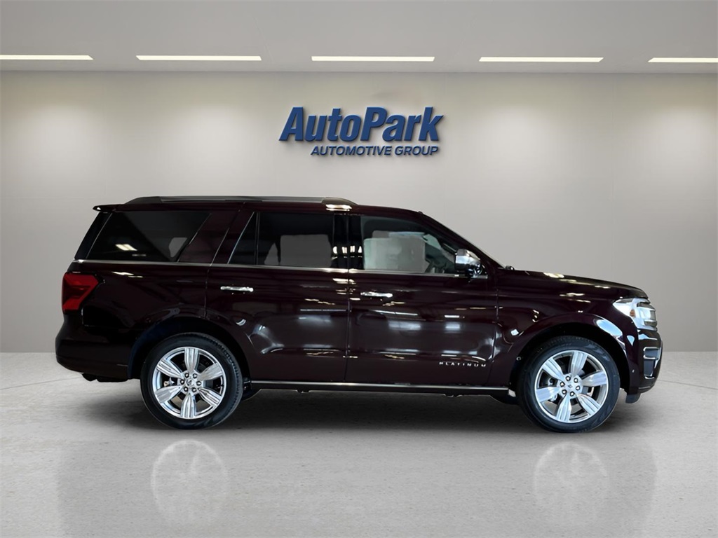 2024 Ford Expedition Platinum photo 8