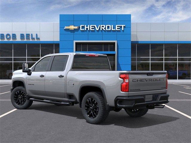2026 Chevrolet Silverado 2500HD Custom photo 3