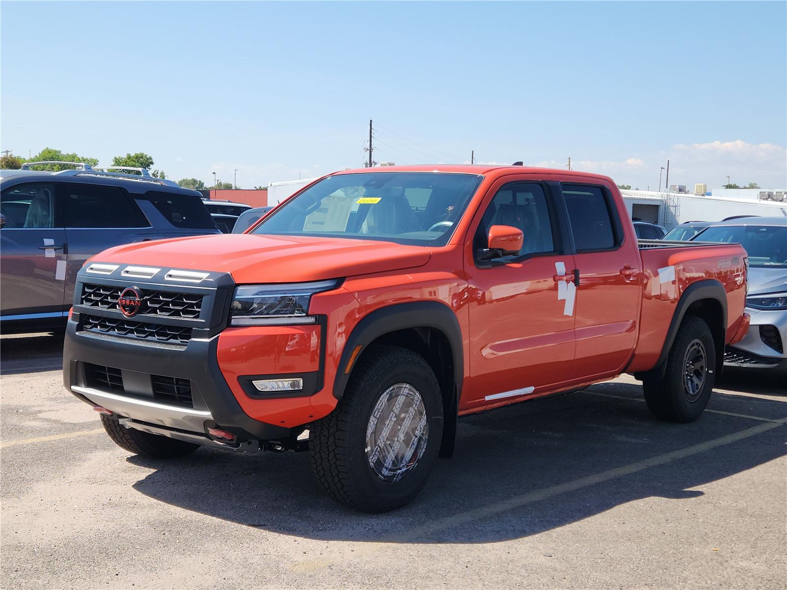 2025 Nissan Frontier Crew Cab PRO-4X photo 3