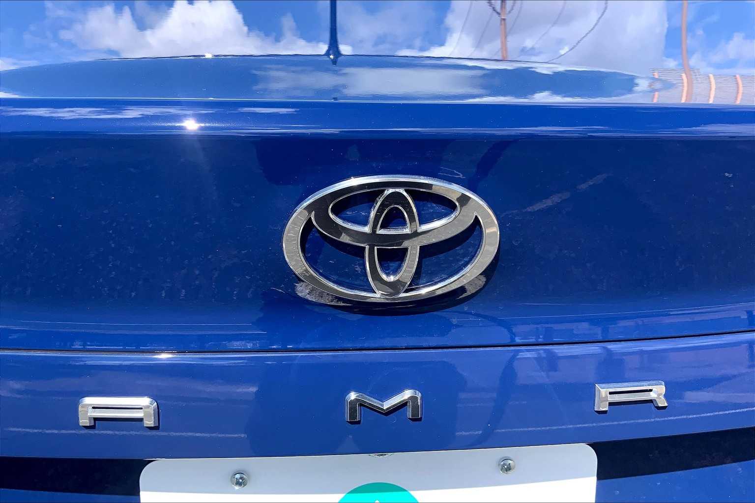 2025 Toyota Camry LE photo 30