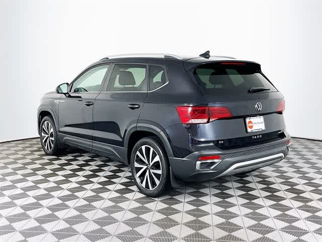 2022 Volkswagen Taos SE photo 5