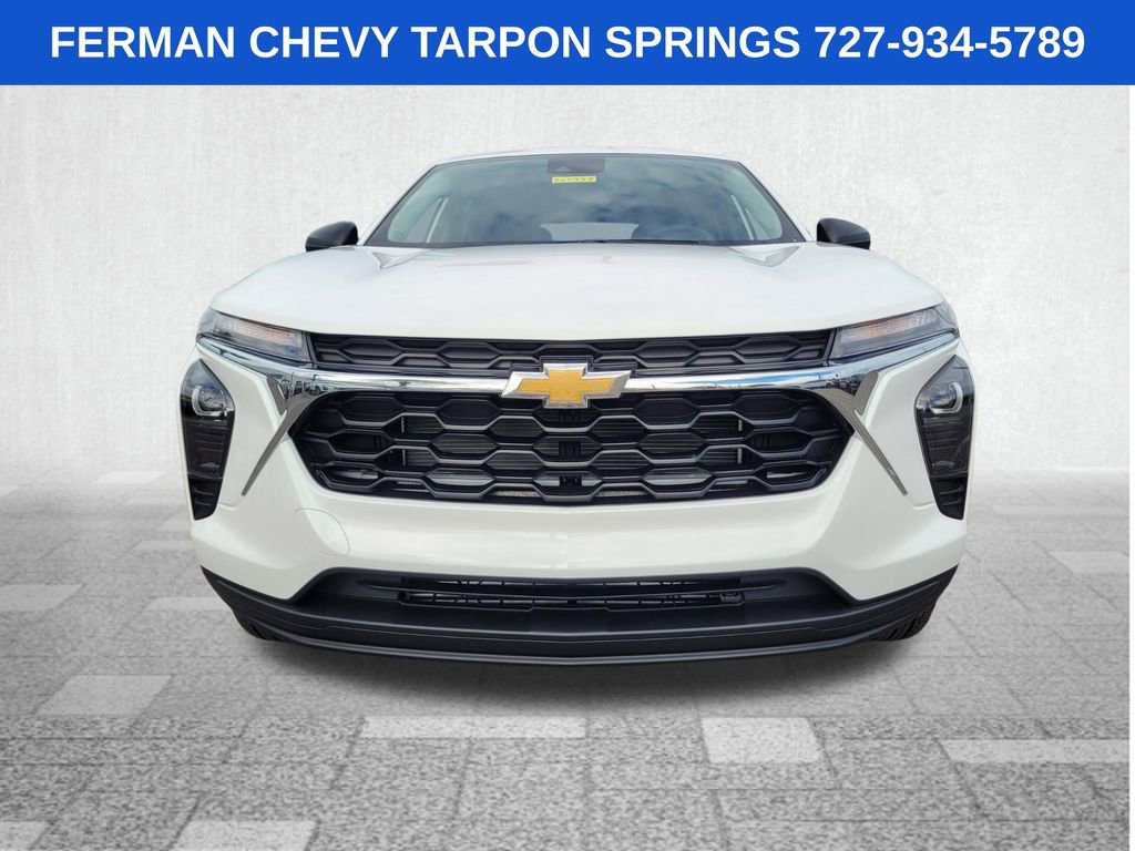 2026 Chevrolet Trax LS photo 2