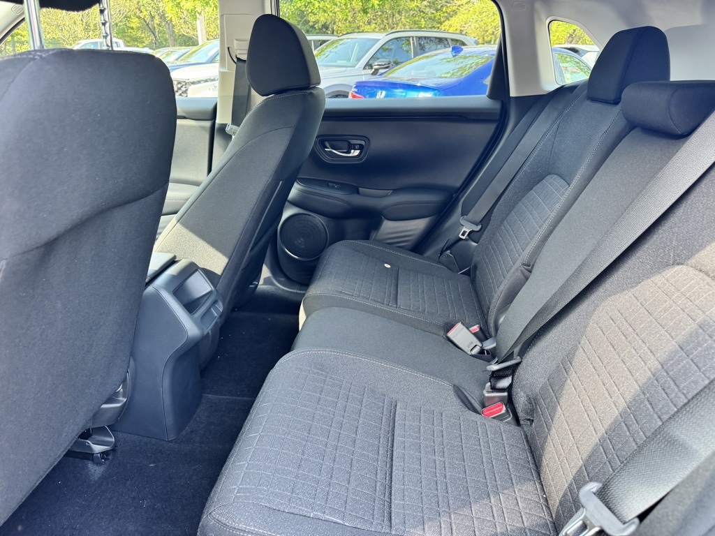 2026 Honda HR-V LX photo 7