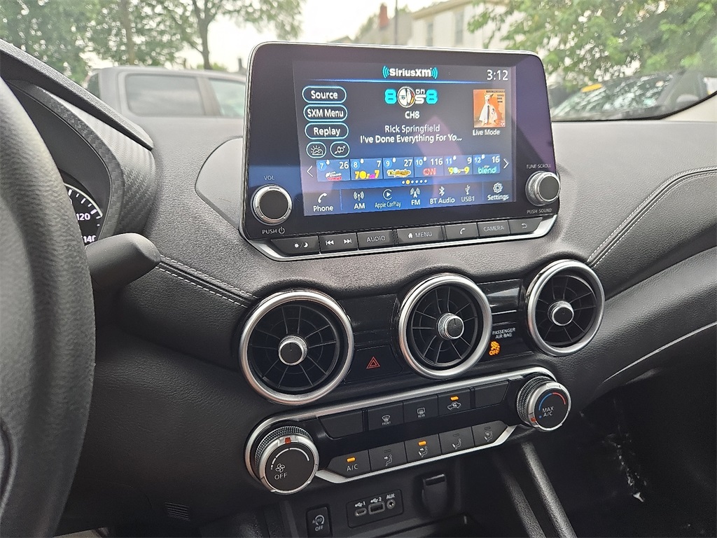 2024 Nissan Sentra SV photo 23