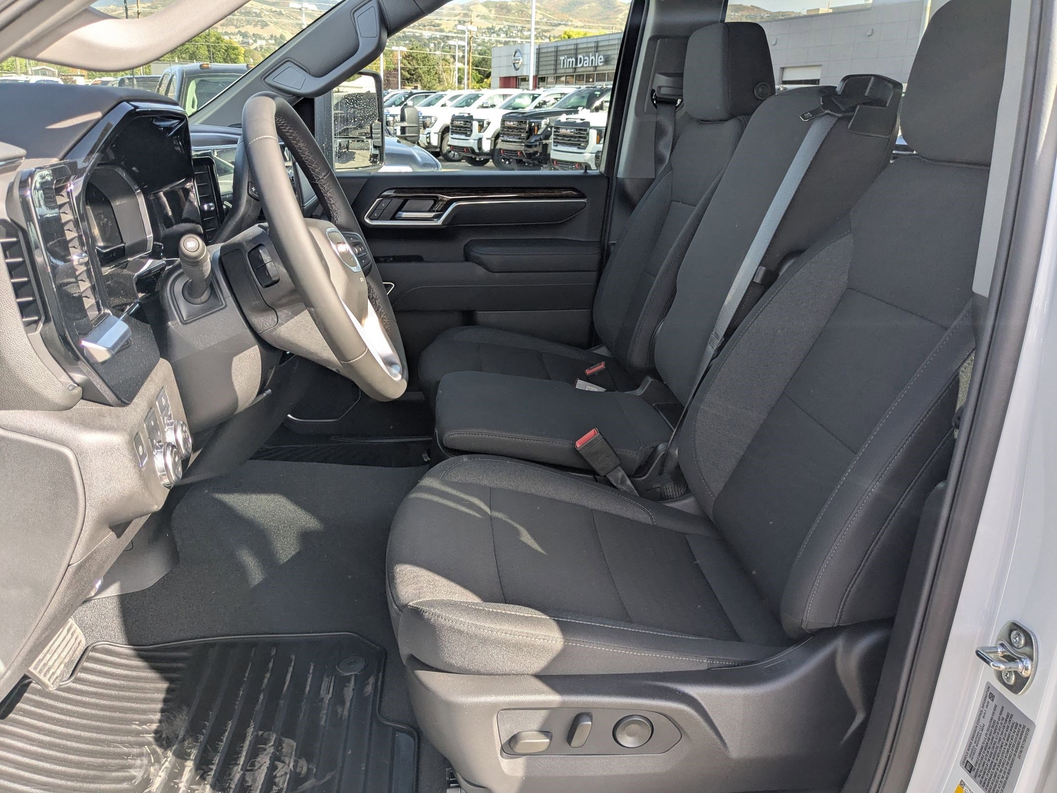 2025 Gmc Sierra 3500 HD SLE photo 12