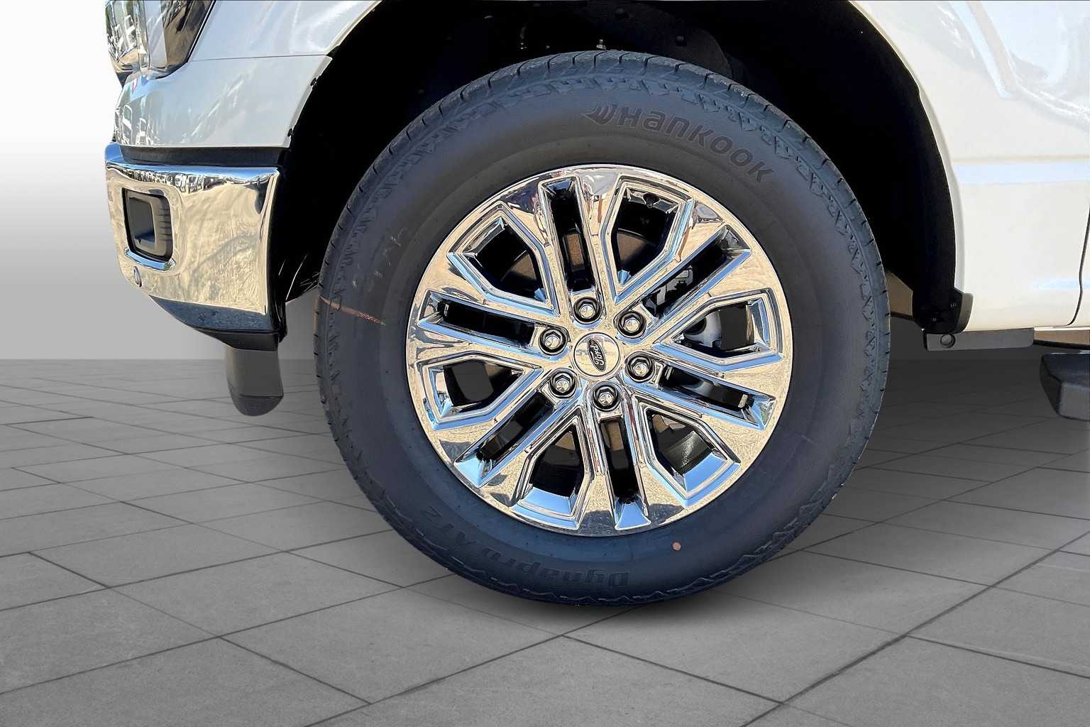 2025 Ford F-150 Lariat photo 11