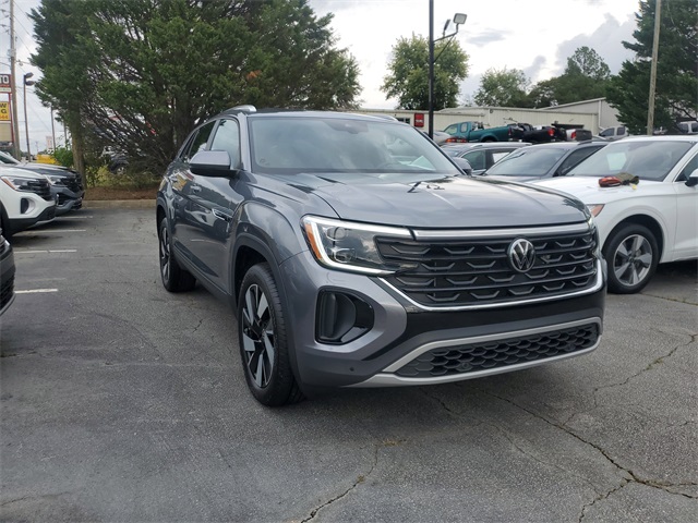 2024 Volkswagen Atlas Cross Sport SE Technology photo 3