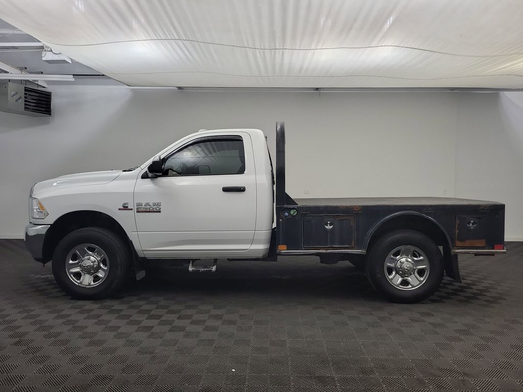 2017 Ram 2500 Tradesman photo 2