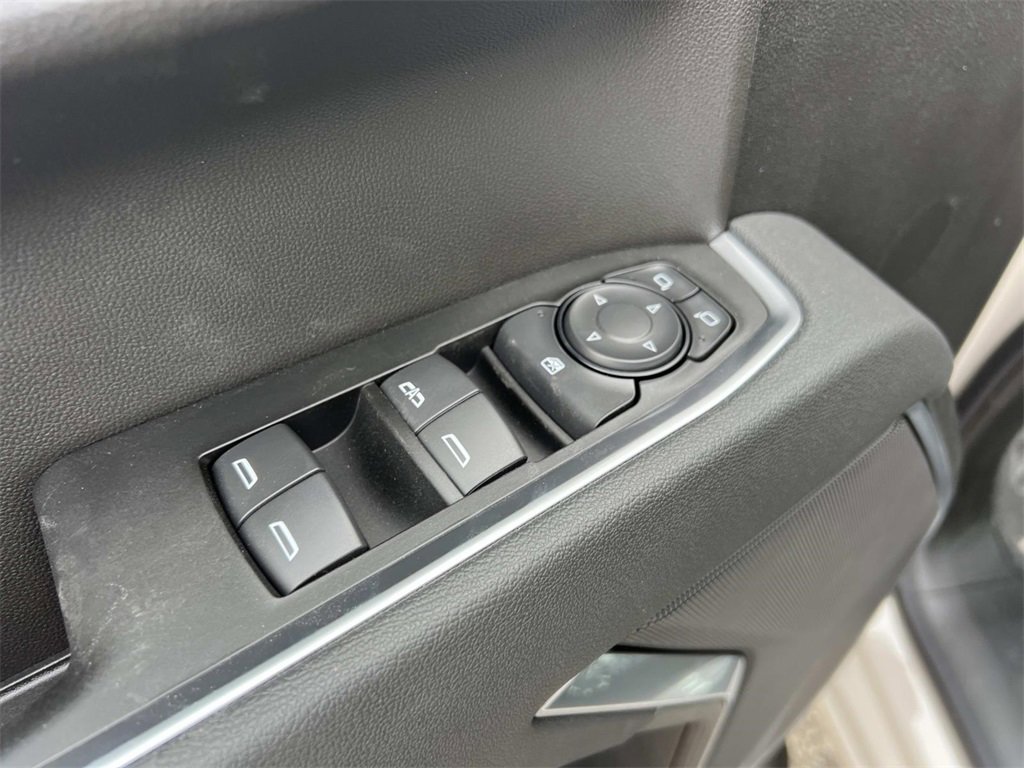 2026 Chevrolet Silverado 1500 RST photo 12