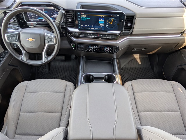 2024 Chevrolet Silverado 2500HD LT photo 4