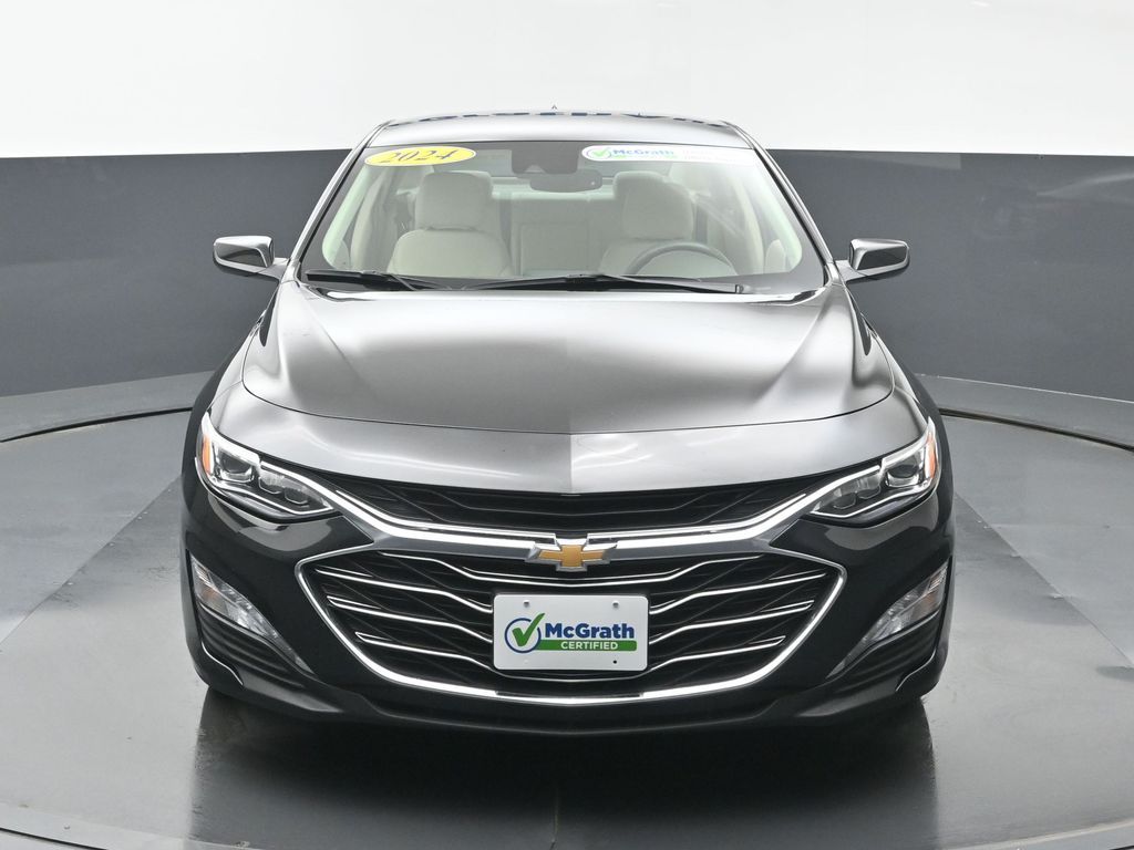 2024 Chevrolet Malibu Premier 2LT photo 2