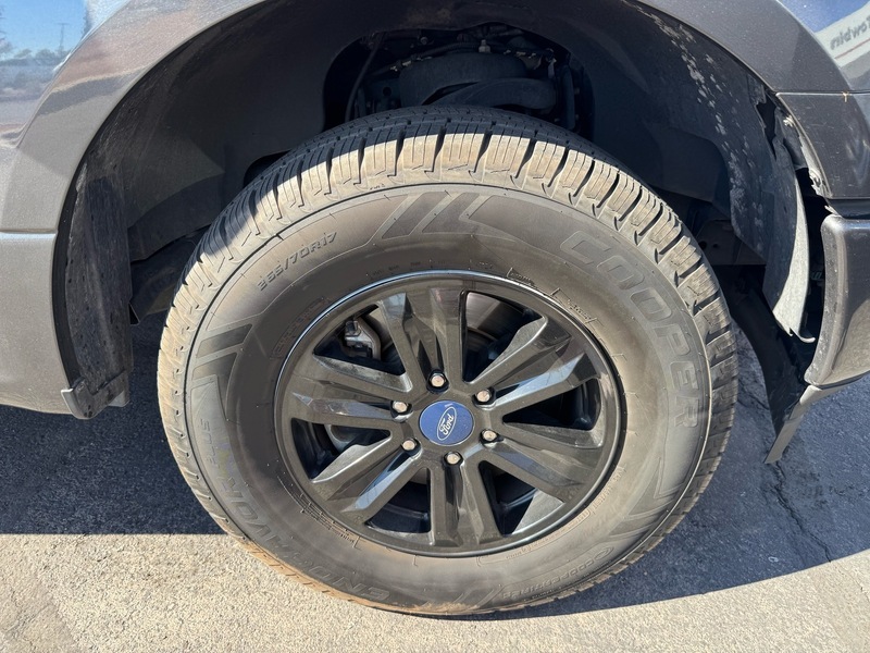 2019 Ford F-150 XL photo 2