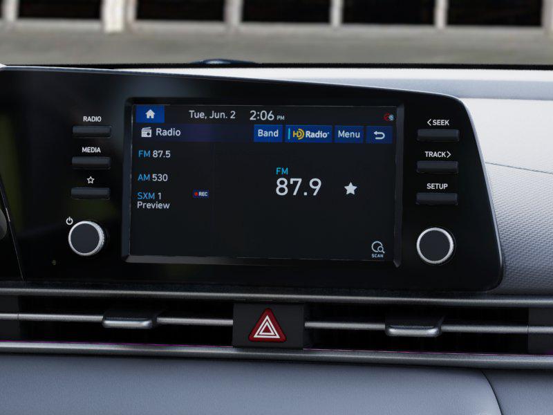 2025 Hyundai Elantra SE photo 13