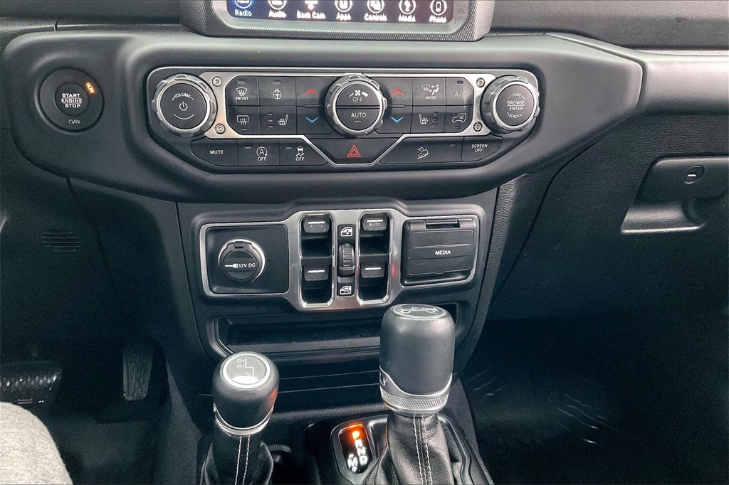 2019 JEEP WRANGLER - Image 30