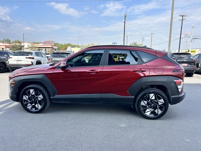 2024 Hyundai Kona SEL photo 4