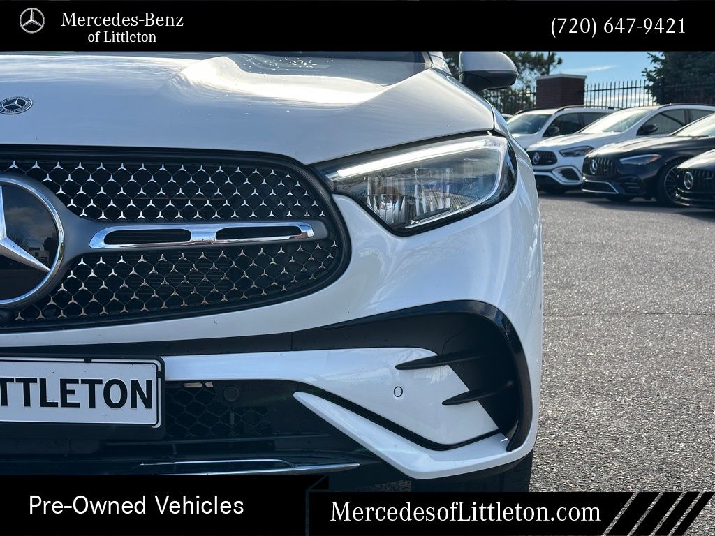 2025 Mercedes Benz GLC 350e 4MATIC photo 4