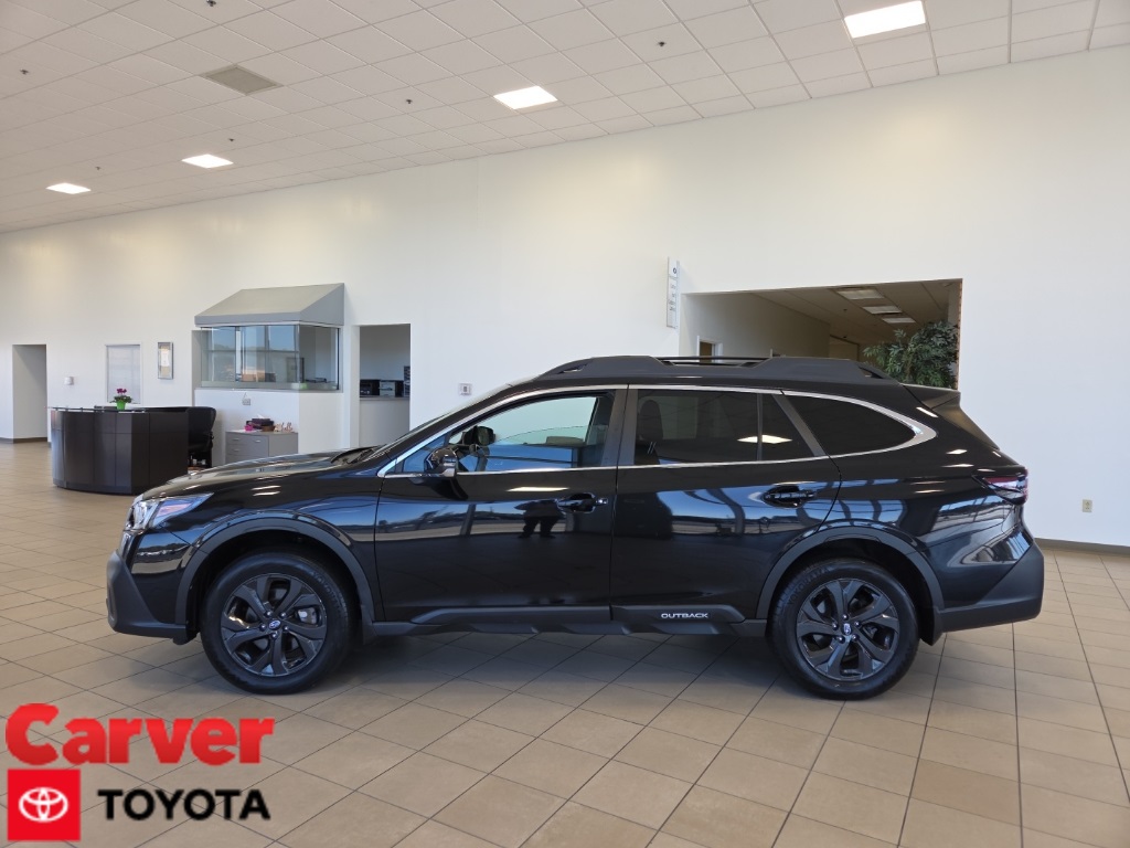 2022 Subaru Outback Onyx Edition's photo