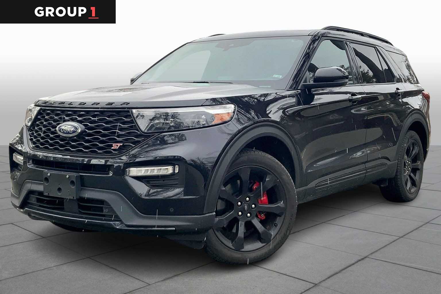 2023 Ford Explorer ST's photo