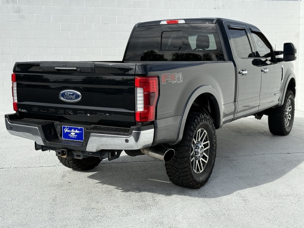 2018 Ford F-250 Lariat photo 4
