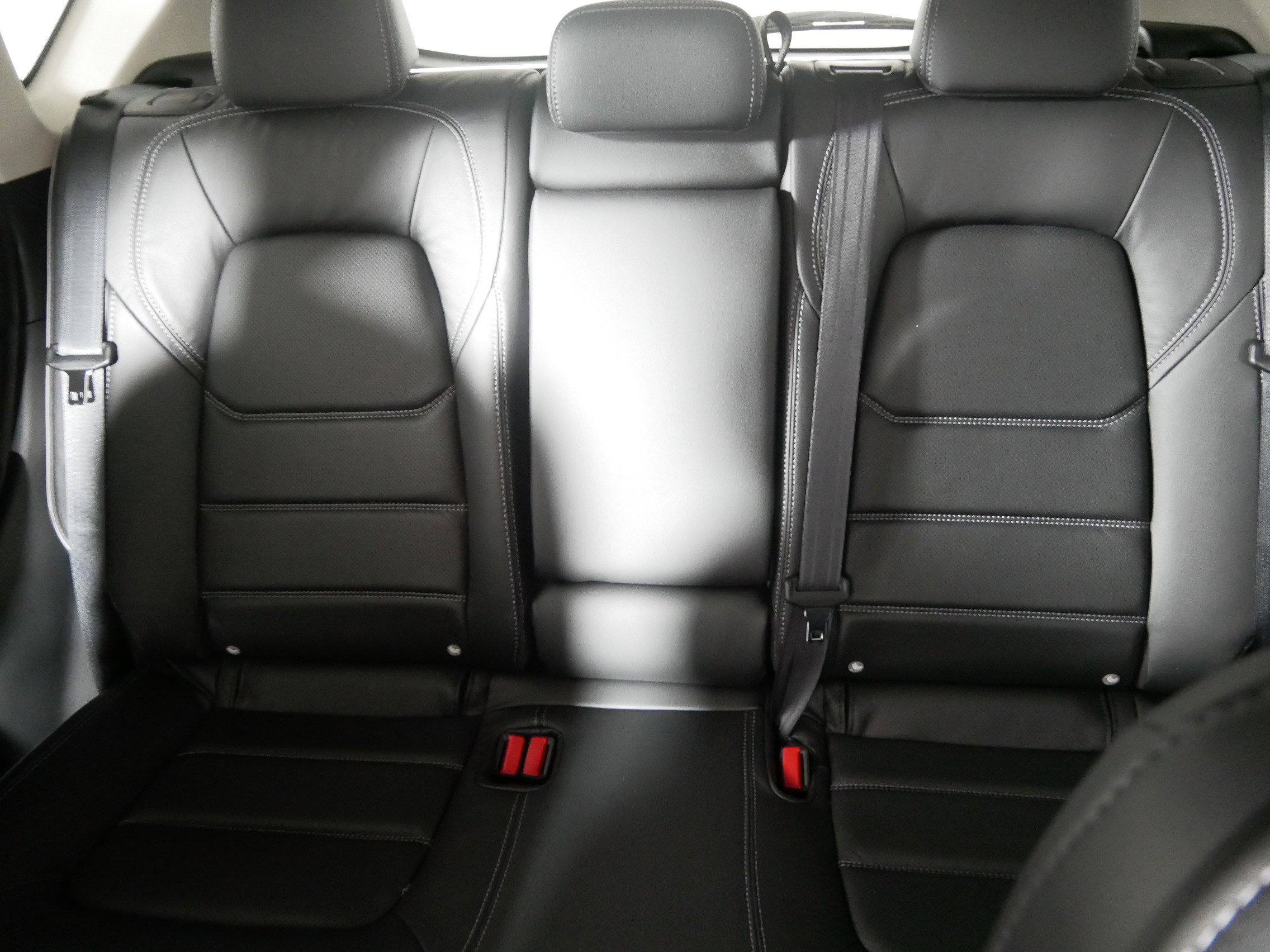 2025 Mazda CX-5 2.5 S Preferred photo 3