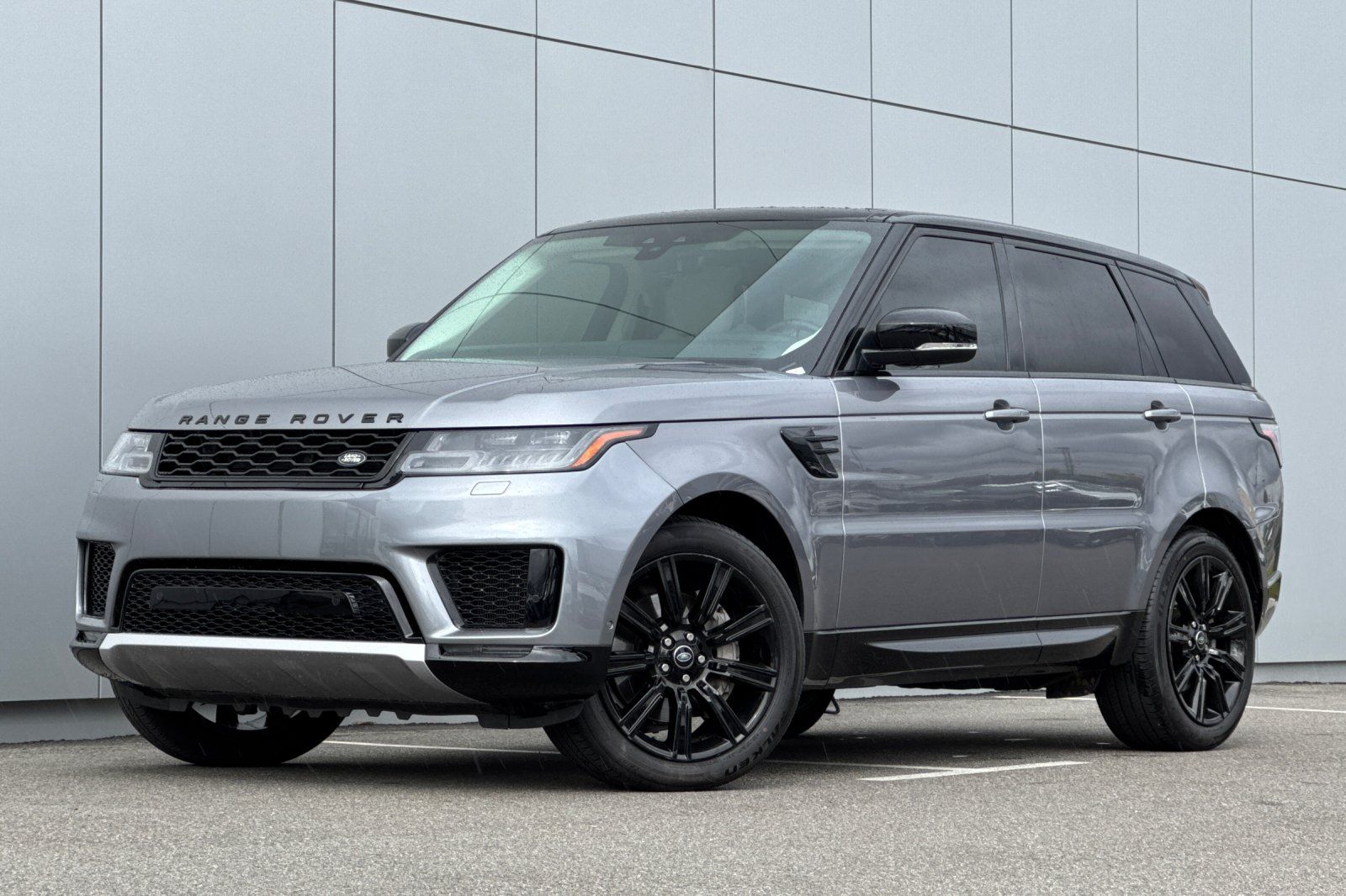 2022 Land Rover Range Rover Sport HSE Silver Edition