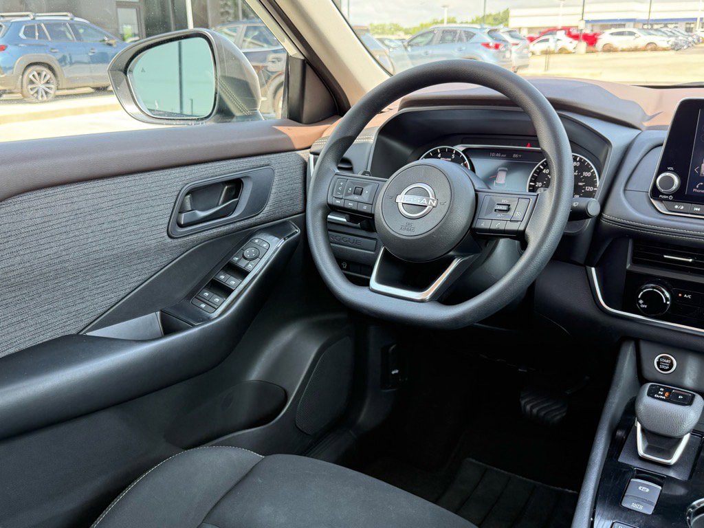 2023 Nissan Rogue S photo 9