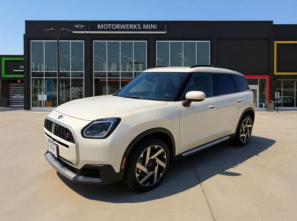 2026 MINI Countryman S's photo