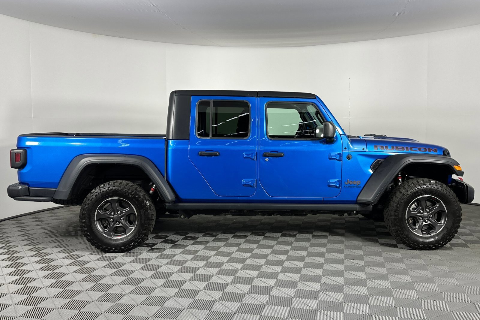 2020 Jeep Gladiator Rubicon photo 3
