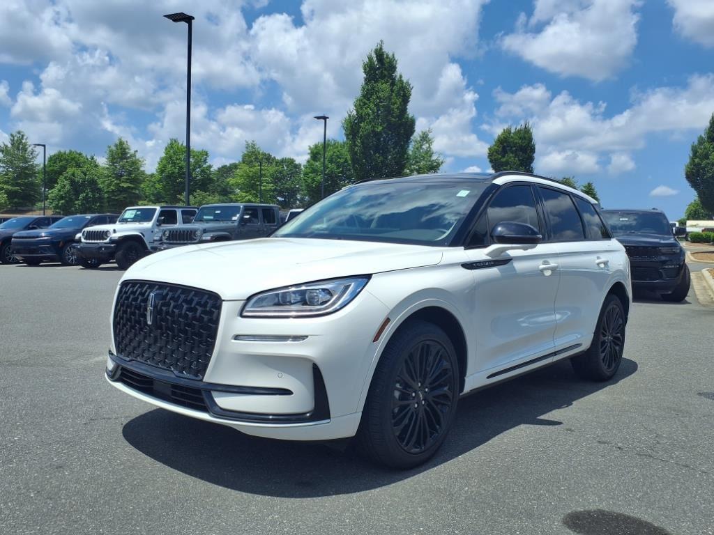 2024 Lincoln Corsair Reserve's photo