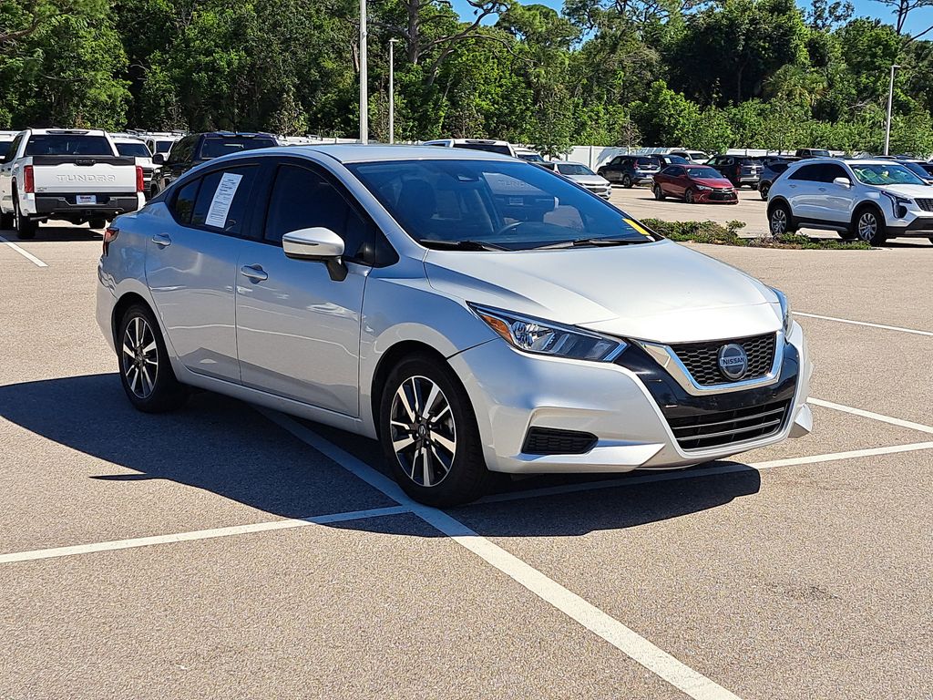 2021 Nissan Versa 1.6 SV photo 2