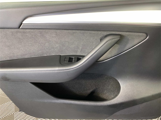 2023 Tesla Model Y Performance photo 18