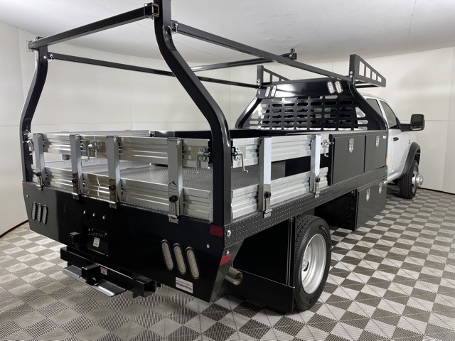 2024 Ram 5500 Tradesman photo 3