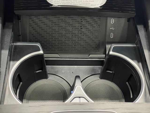 2026 Mercedes Benz GLS 450 4MATIC photo 32