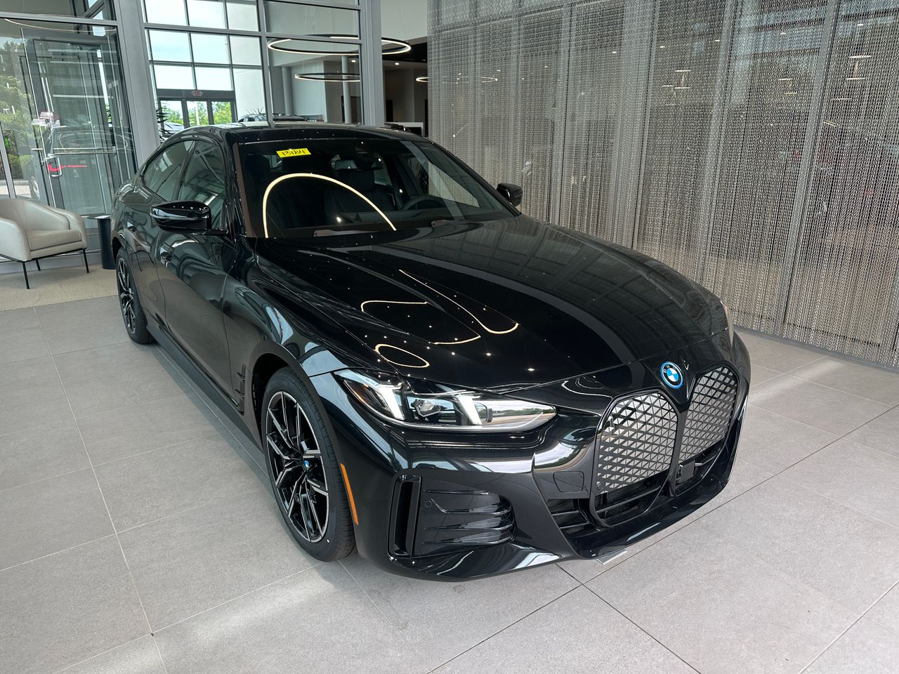 New 2025 Black Sapphire Metallic BMW xDrive40 image 1