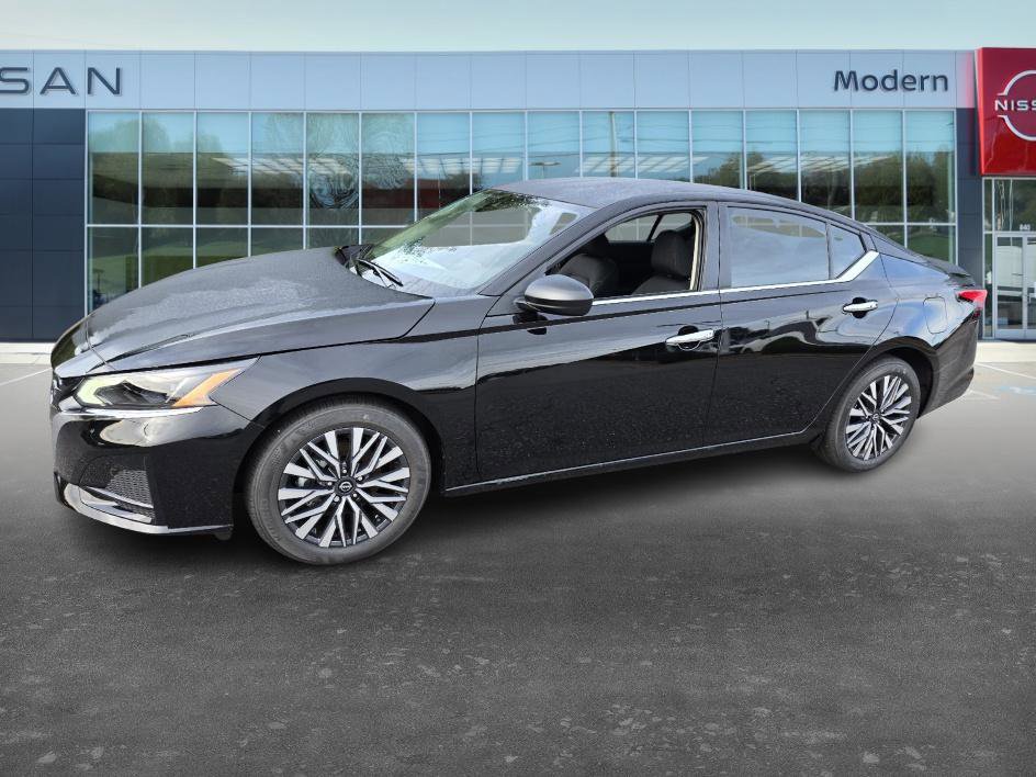2025 Nissan Altima SV's photo