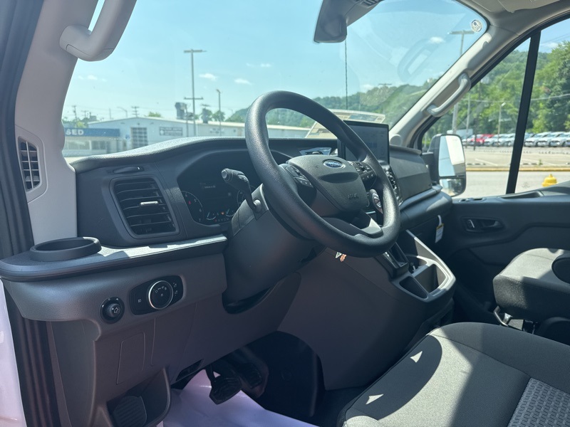 2024 Ford Transit photo 14