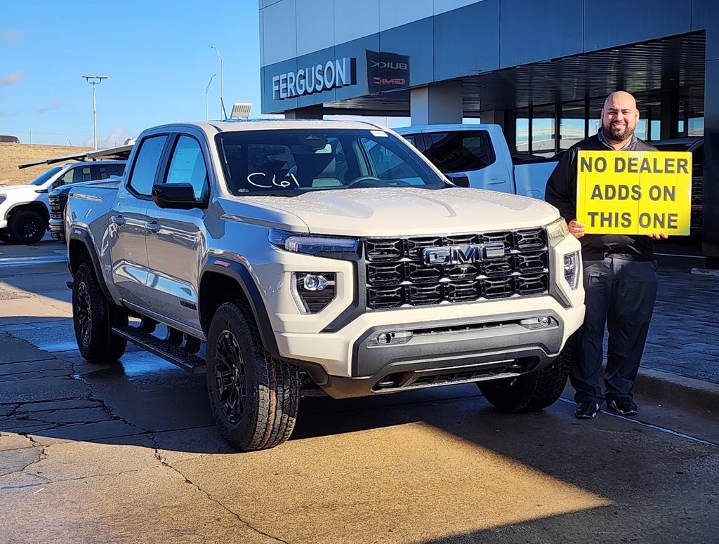 2026 GMC Canyon Elevation's photo