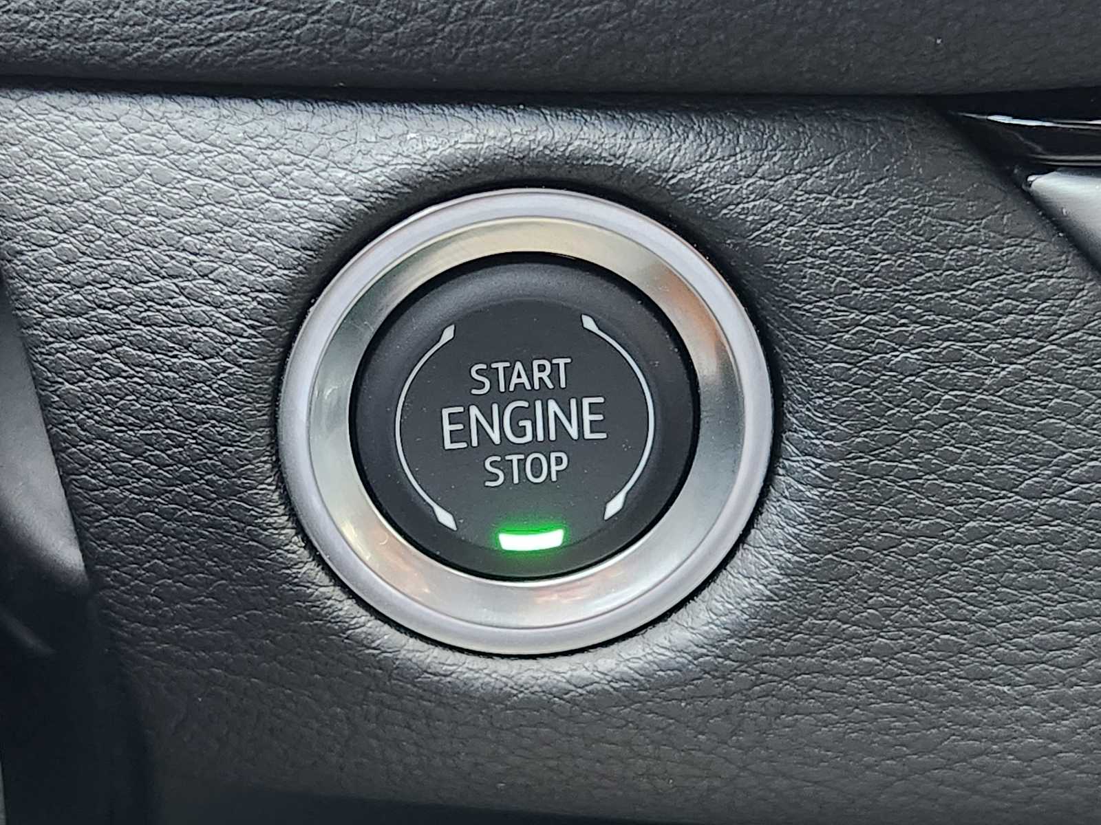 2025 Cadillac XT4 Sport photo 15