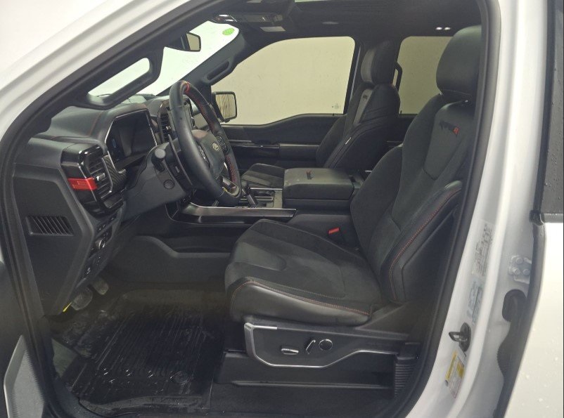 2023 Ford F-150 Raptor photo 6