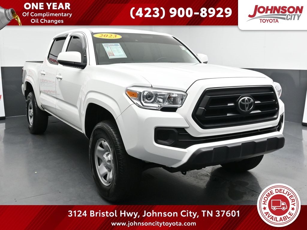 2023 Toyota Tacoma SR's photo