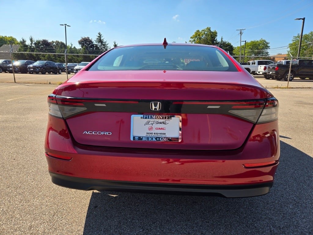 2023 Honda Accord EX photo 9
