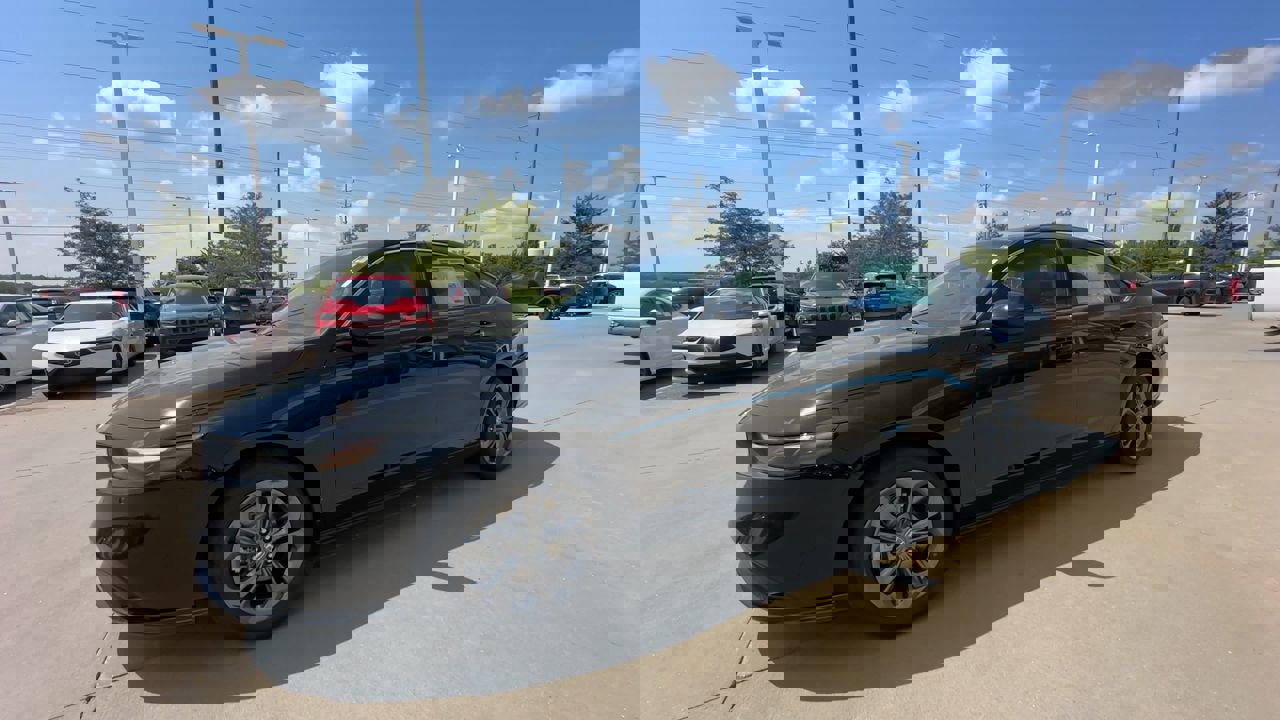 2025 Honda Accord Hybrid EX-L photo 4