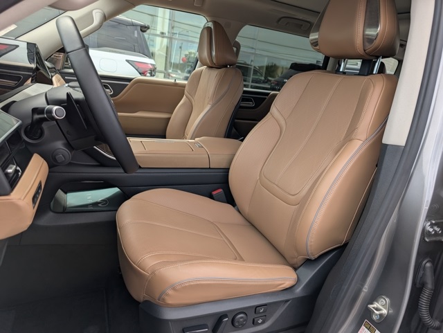 2025 Infiniti QX80 Sensory photo 4