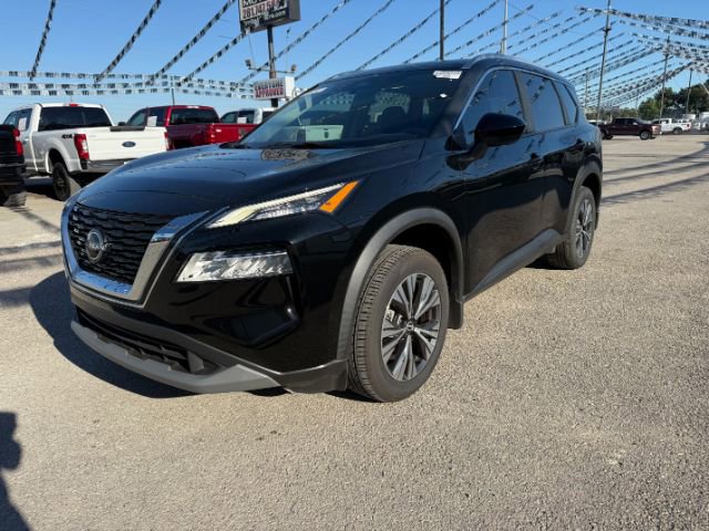 2023 Nissan Rogue SV's photo