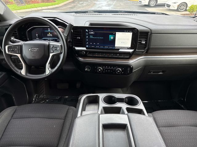 2023 Chevrolet Silverado 1500 RST photo 16
