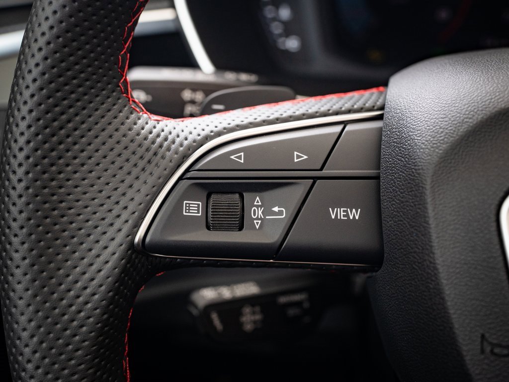 2025 Audi Q3 45 TFSI S line Premium Plus photo 24